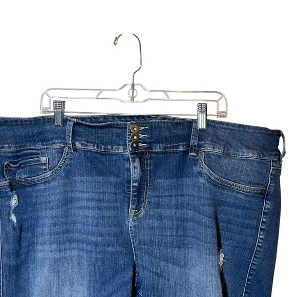 Torrid Womens Plus Skinny Jeans Distressed Detailing Medium Wash Denim SZ 26 - Picture 4 of 10